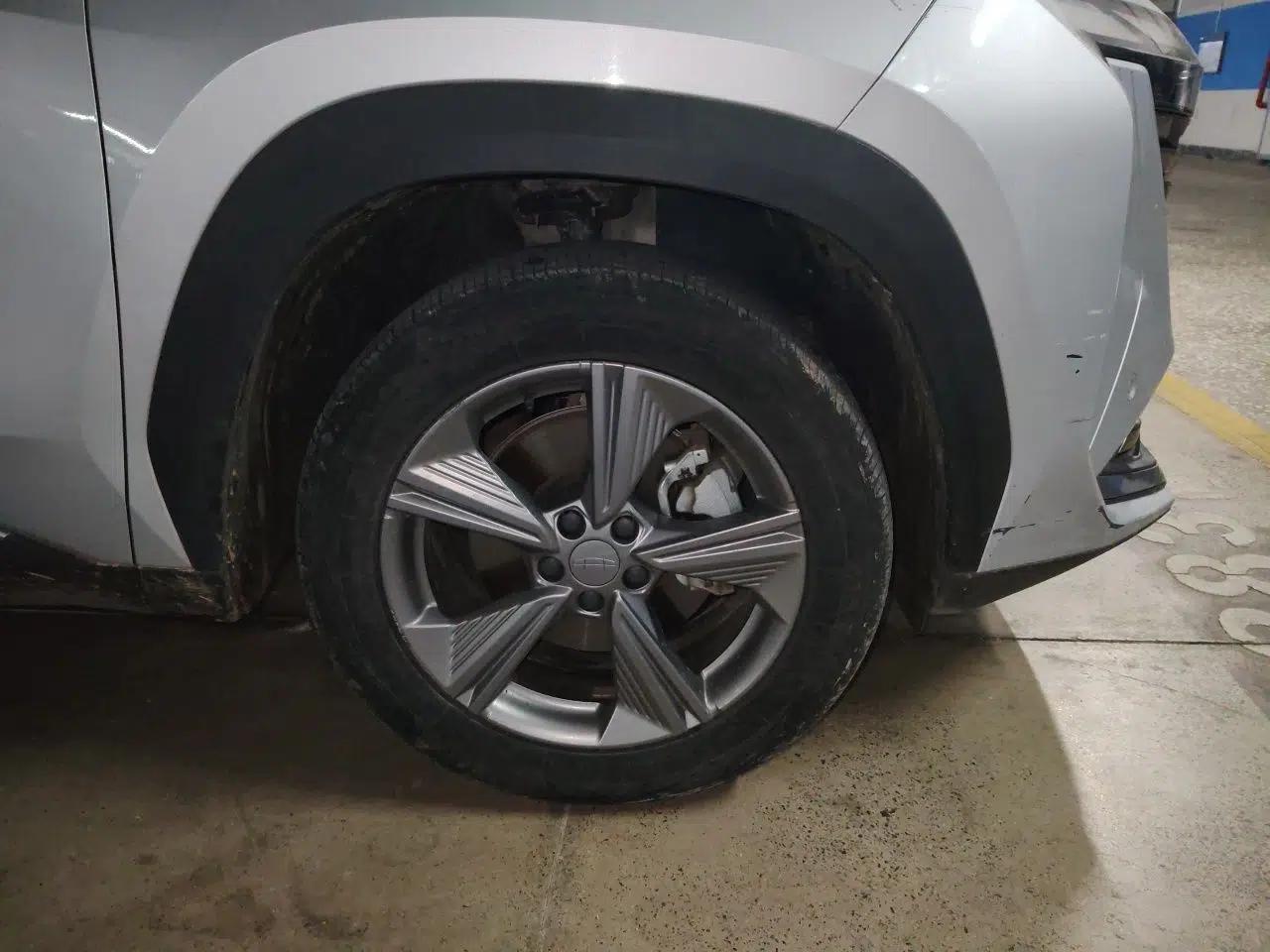 Geely Auto FX11 2023 1.5TD DCT Luxury Version — миниатюра 8
