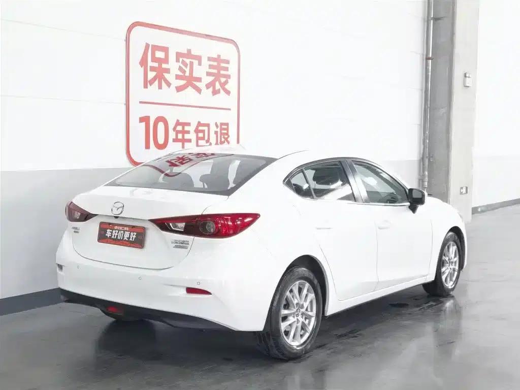 Mazda3 Axela 2016 Sedan 1.5L Manual Deluxe — миниатюра 2