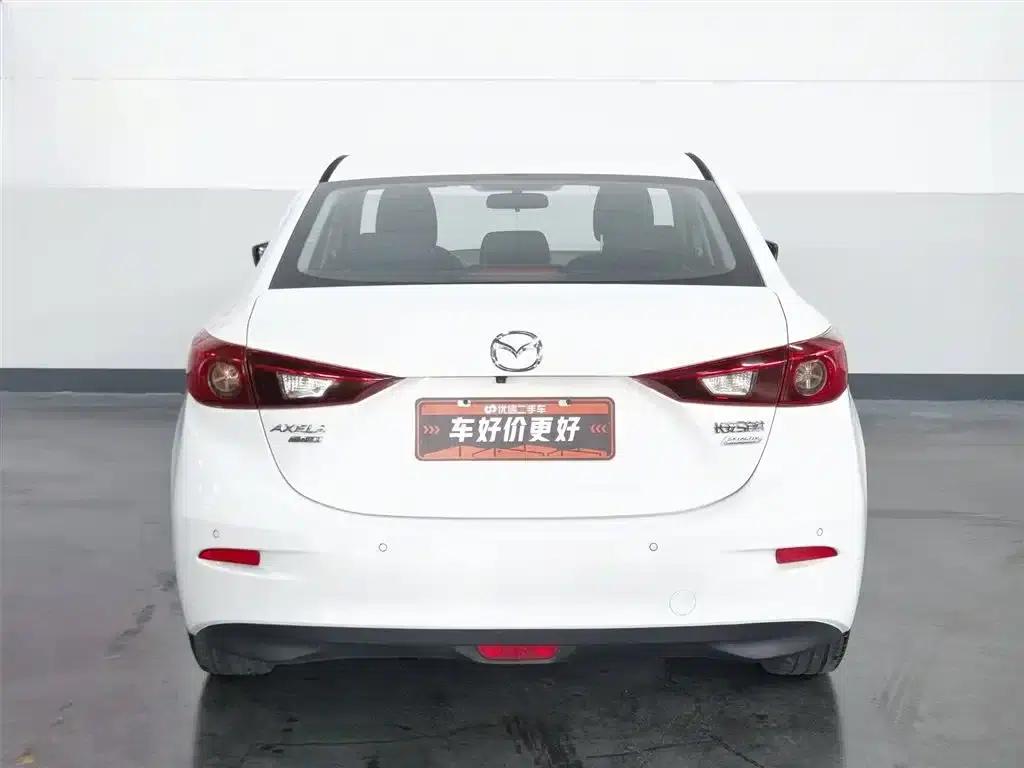 Mazda3 Axela 2016 Sedan 1.5L Manual Deluxe — миниатюра 4