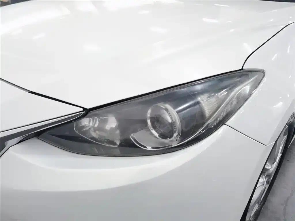 Mazda3 Axela 2016 Sedan 1.5L Manual Deluxe — миниатюра 7