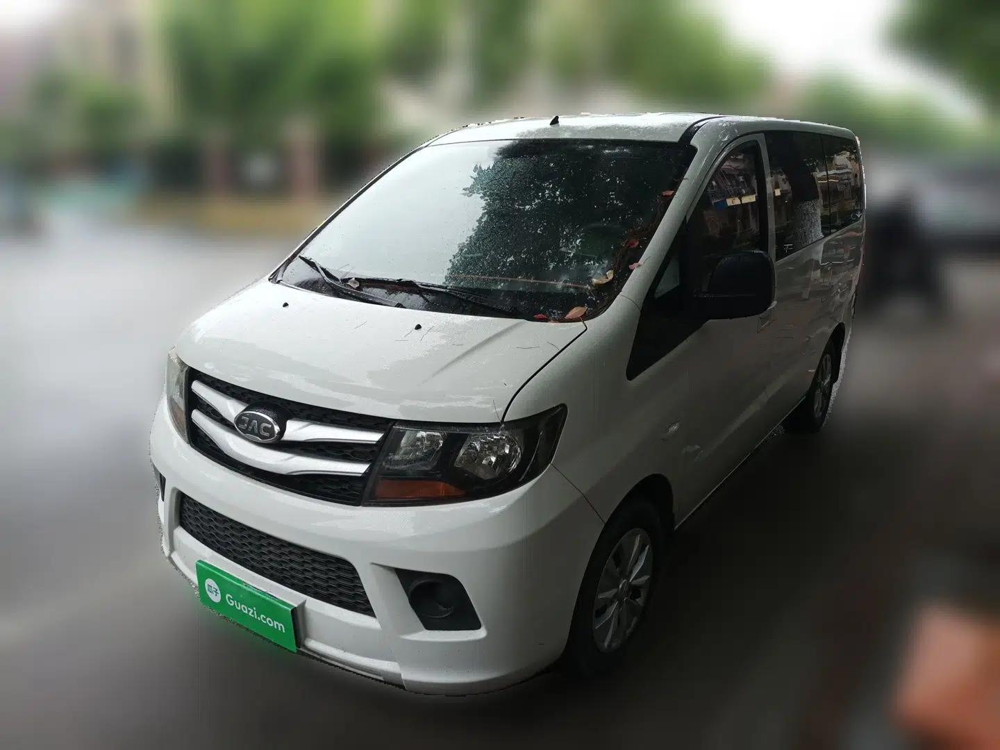 JAC Refine M3 2019 Creator Edition 1.8L Luxury Model — миниатюра 1