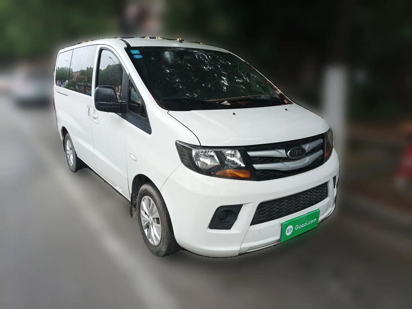JAC Refine M3 2019 Creator Edition 1.8L Luxury Model — миниатюра 3