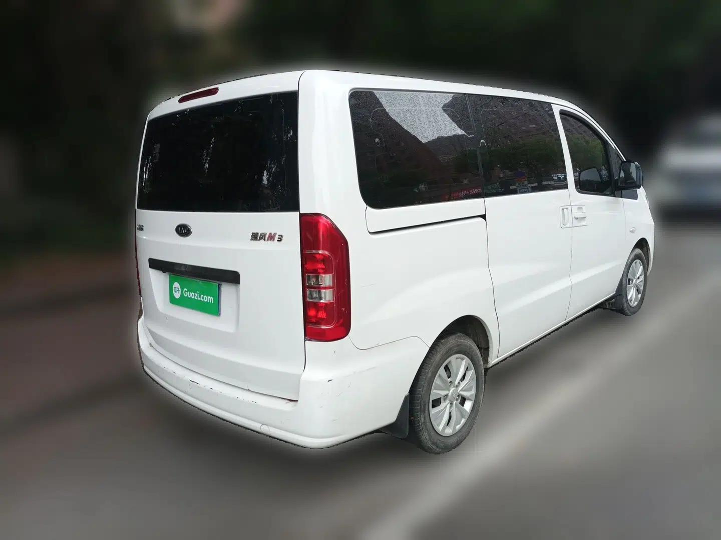 JAC Refine M3 2019 Creator Edition 1.8L Luxury Model — миниатюра 6