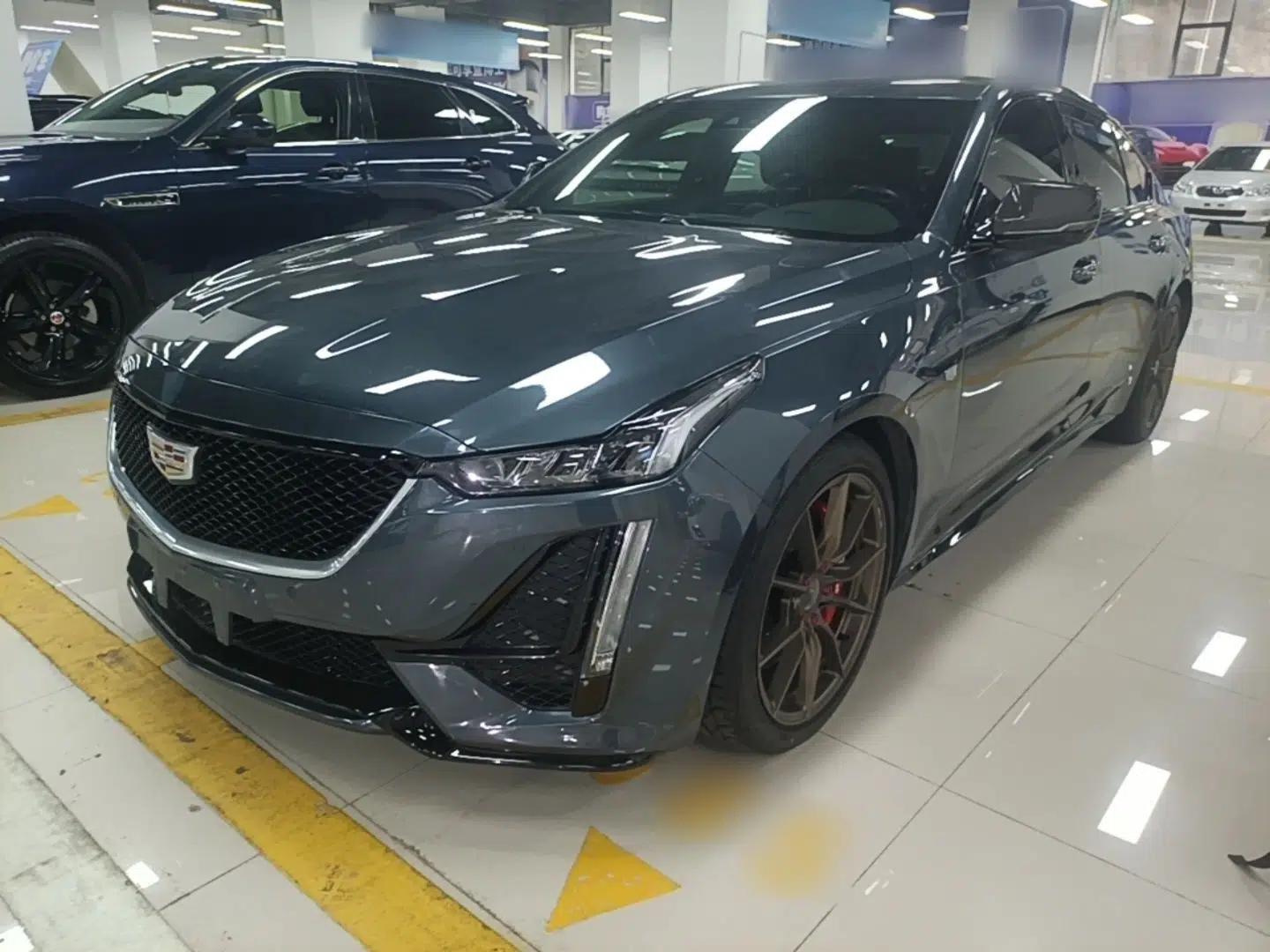 Cadillac CT5 2020 28T Leading Sport Model — миниатюра 1