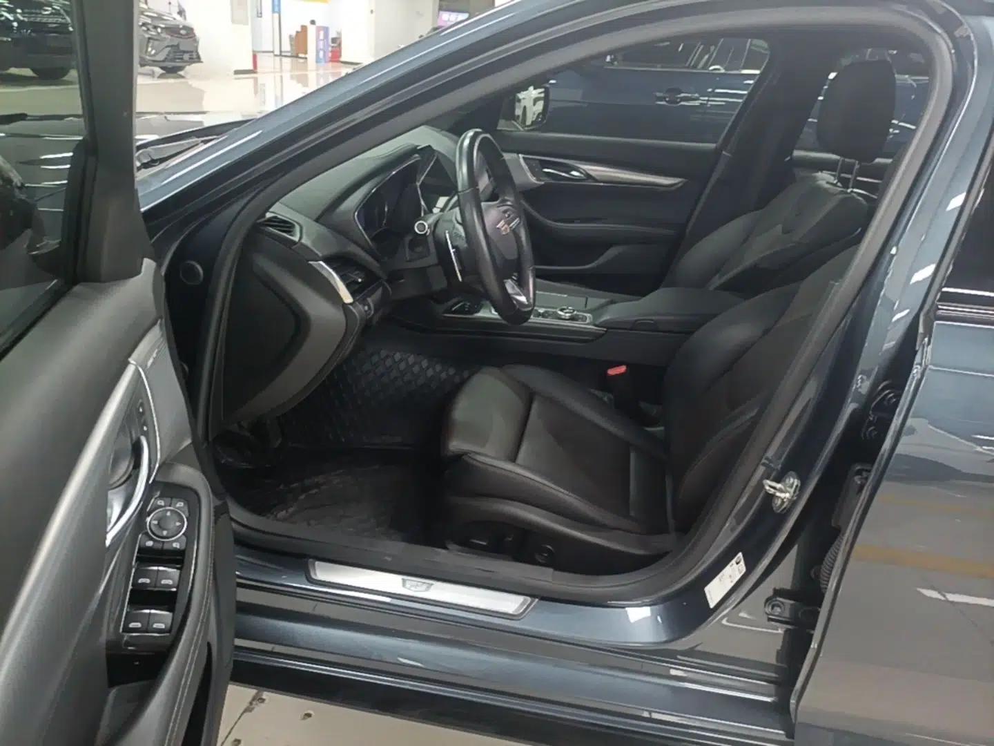 Cadillac CT5 2020 28T Leading Sport Model — миниатюра 22