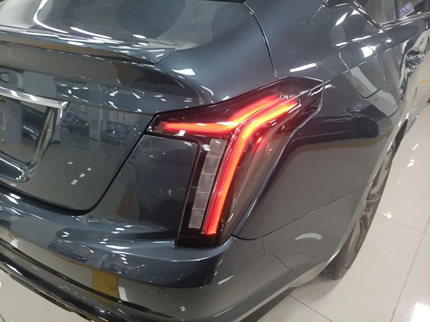 Cadillac CT5 2020 28T Leading Sport Model — миниатюра 9