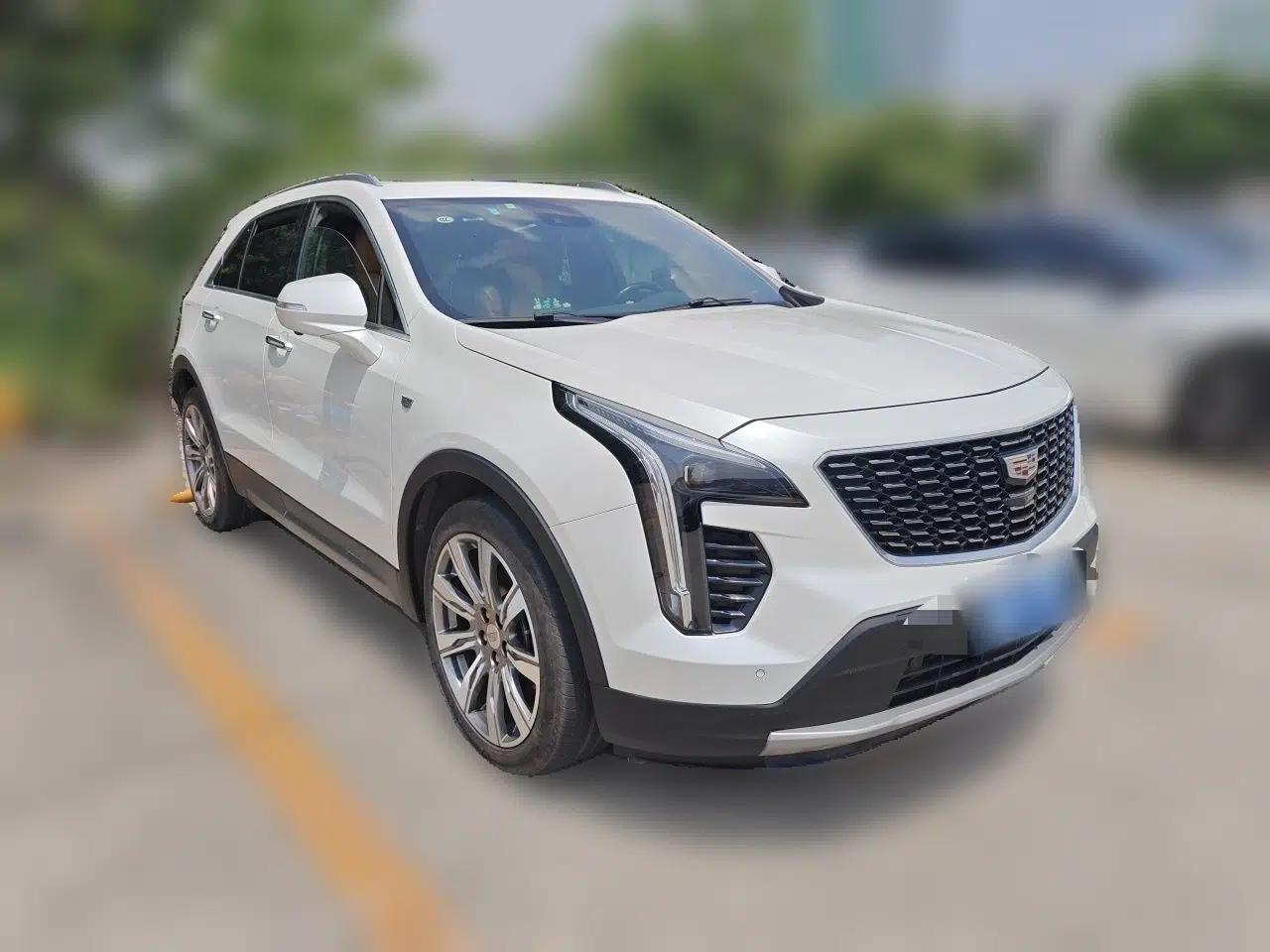 Cadillac XT4 2018 28T 4x4 Platinum Edition — миниатюра 3