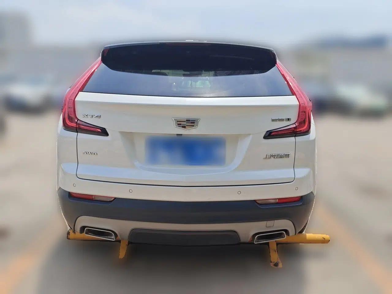 Cadillac XT4 2018 28T 4x4 Platinum Edition — миниатюра 5