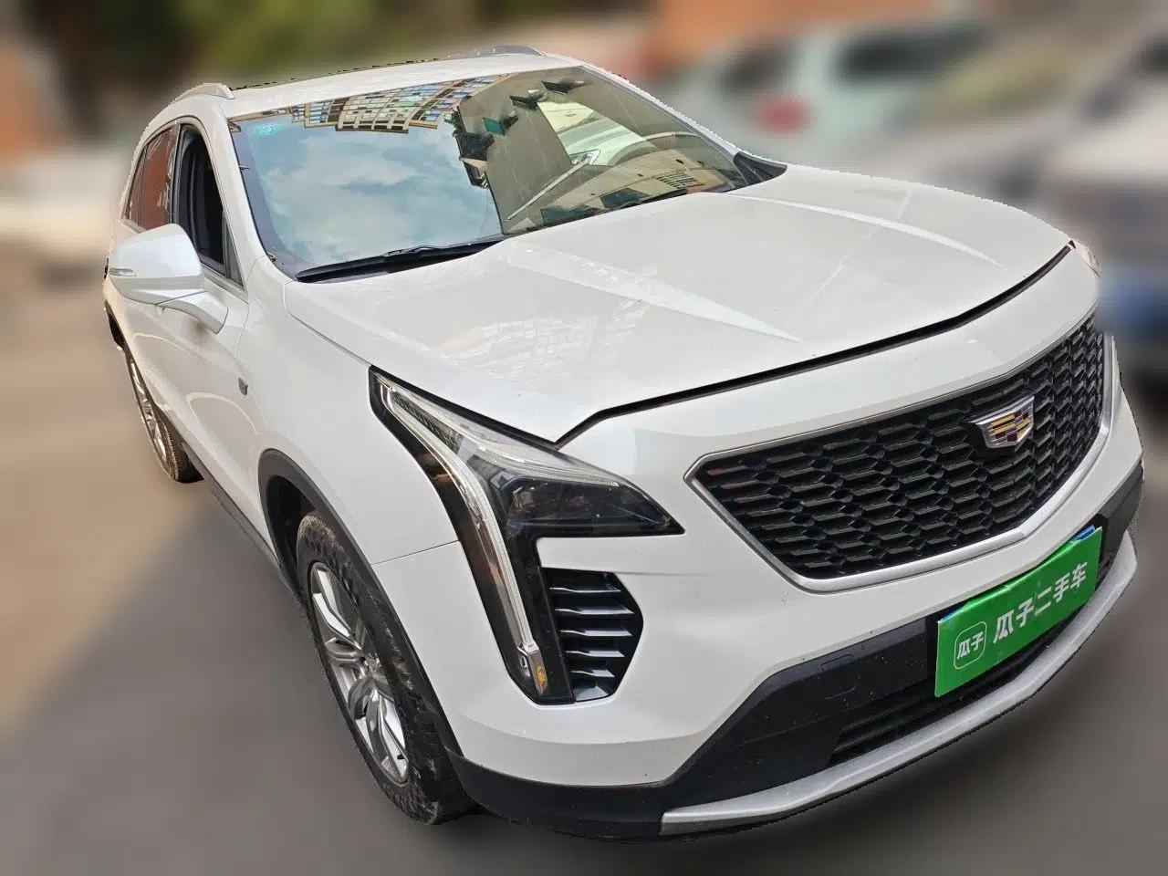 Cadillac XT4 2018 28T Two-Wheel-Drive Luxury Model — миниатюра 3