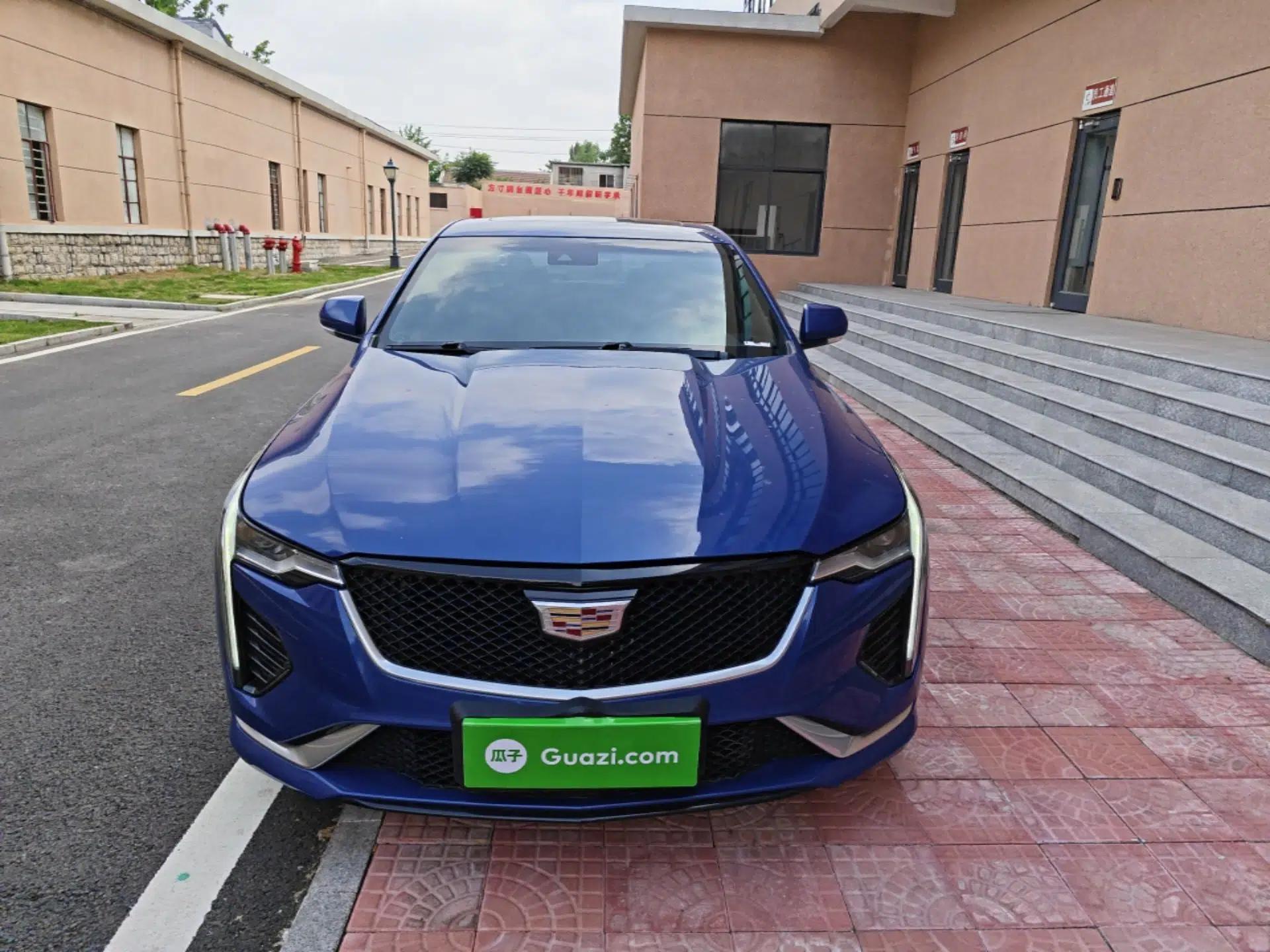 Cadillac CT4 2021 28T Fashion Edition — миниатюра 2