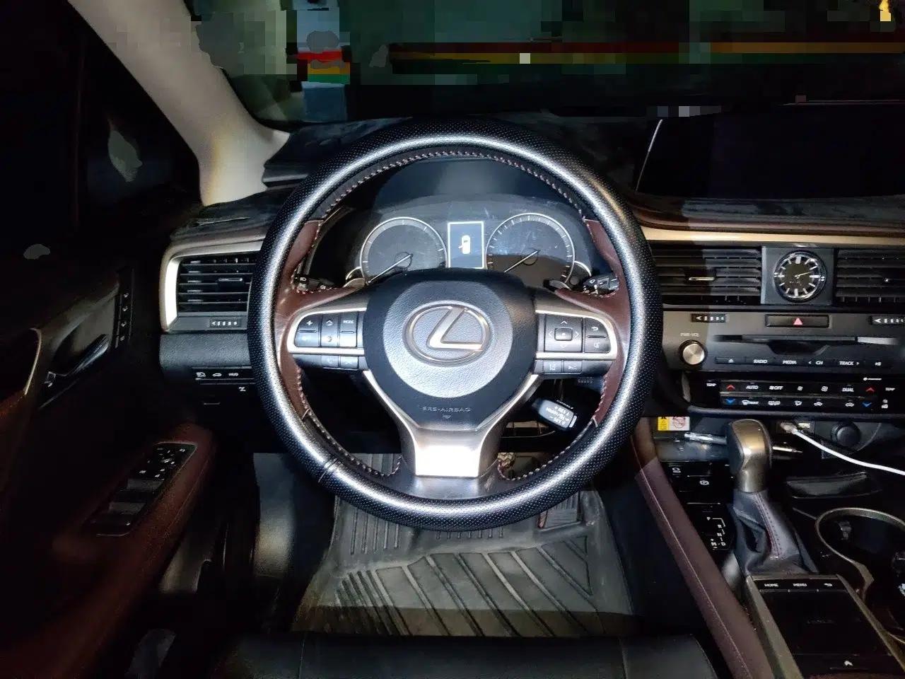 Lexus RX 2020 Facelifted 300 4x4 Elegant Edition — миниатюра 10