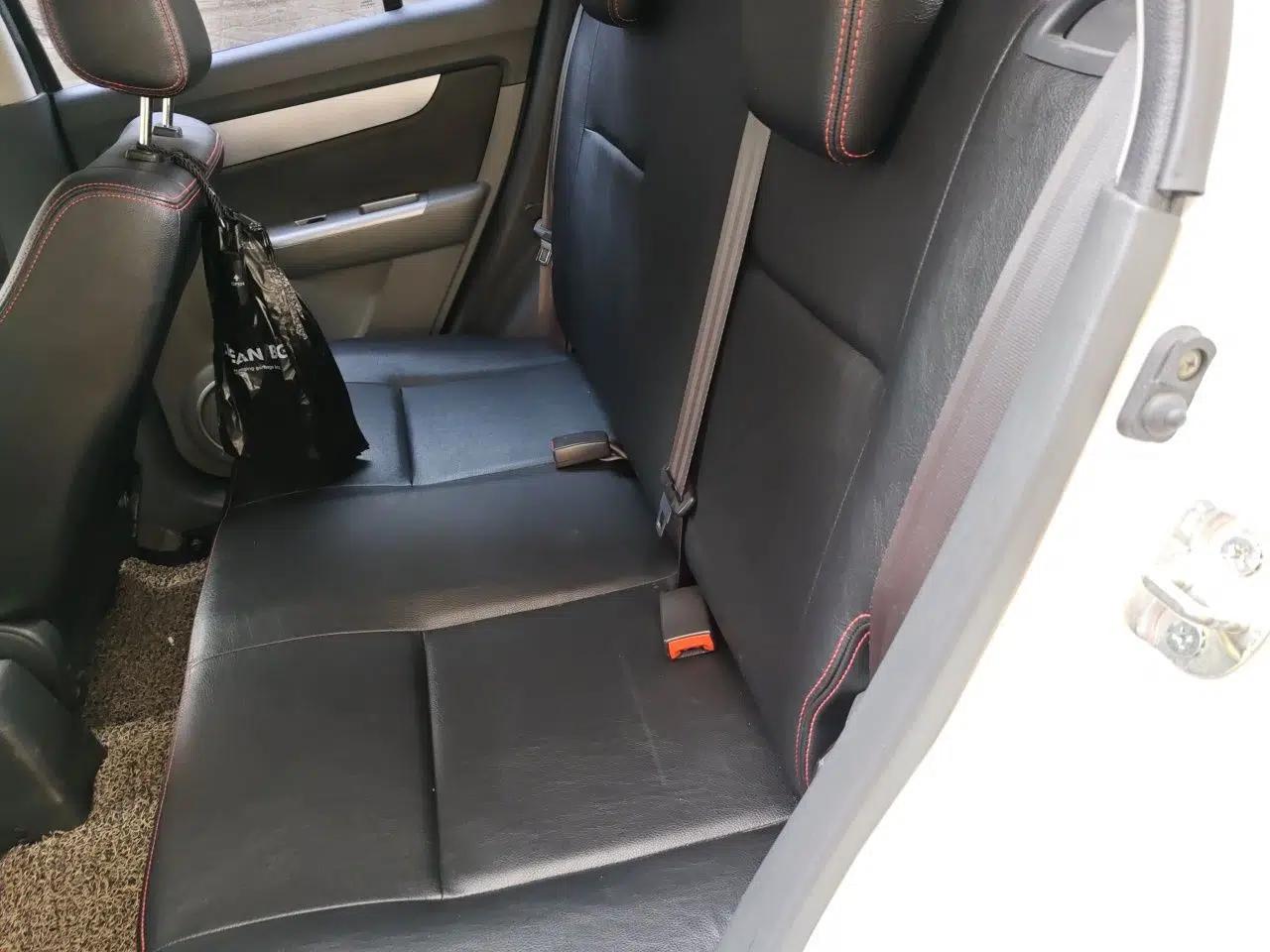 Suzuki Swift 2016 1.5L Automatic Fashionable Coolplay Edition — миниатюра 17