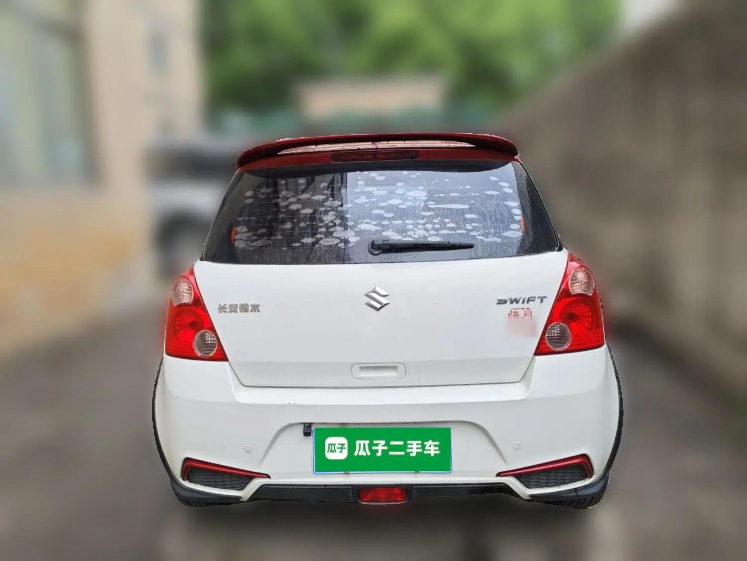Suzuki Swift 2016 1.5L Automatic Fashionable Coolplay Edition — миниатюра 5