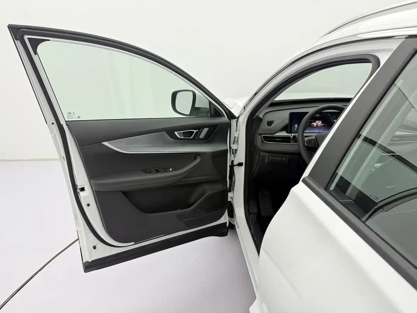Chery Tiggo 7 PLUS 2023 1.5TCI CVT New Enjoyment Edition — миниатюра 23