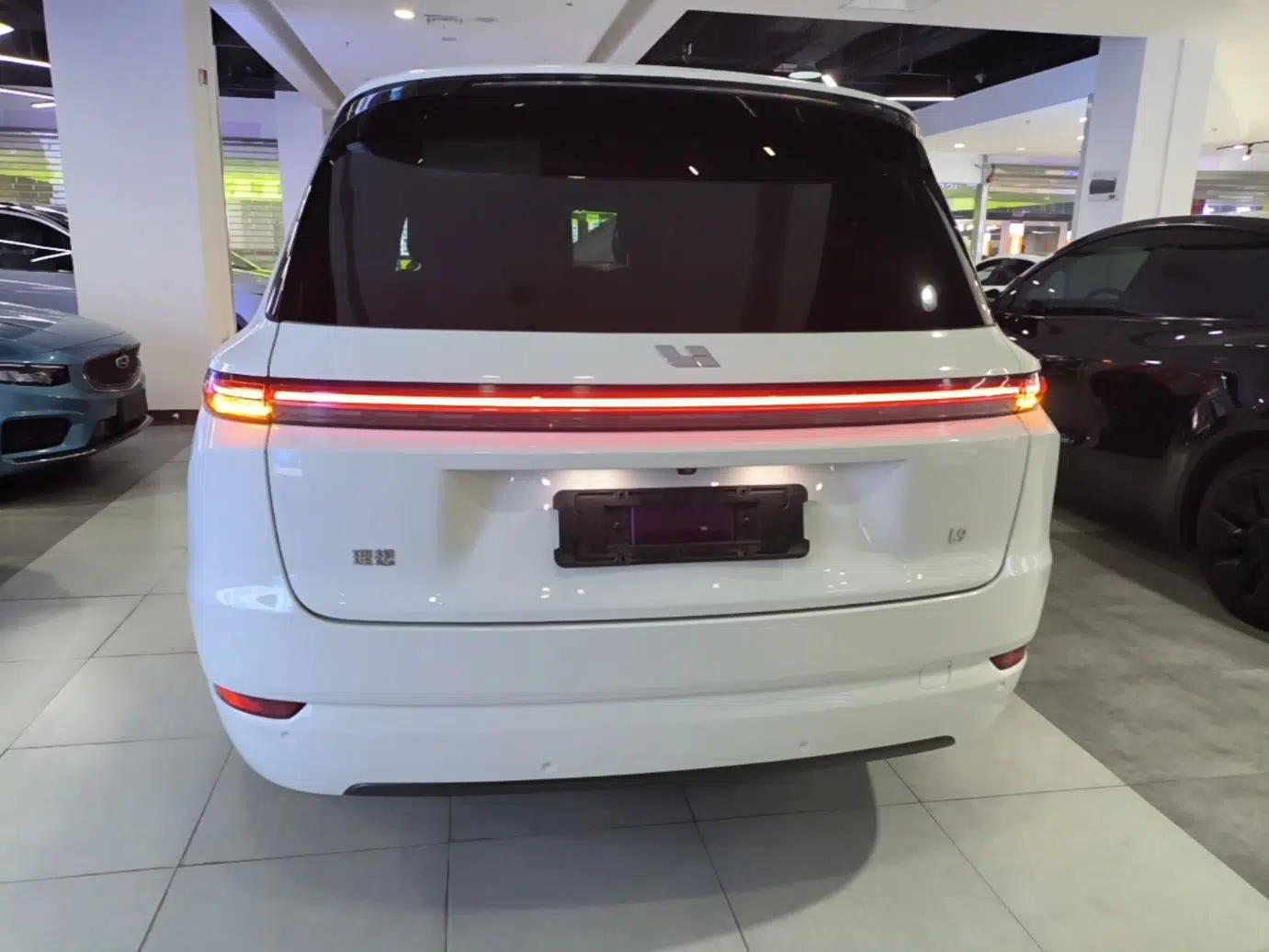 Li Auto L9 2022 Max model — миниатюра 5