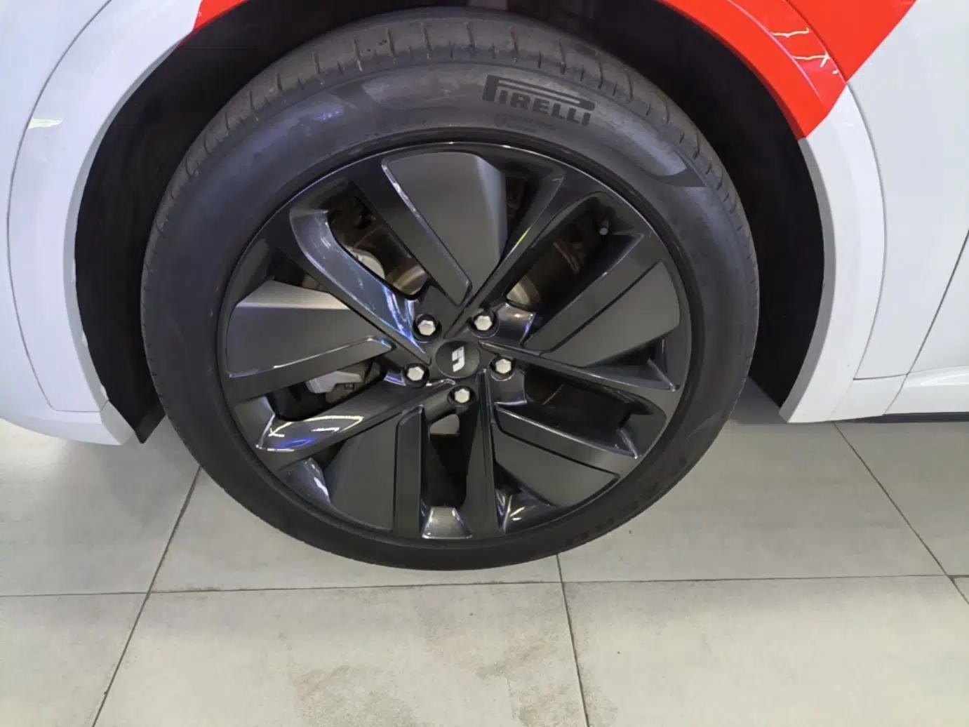 Li Auto L9 2022 Max model — миниатюра 10
