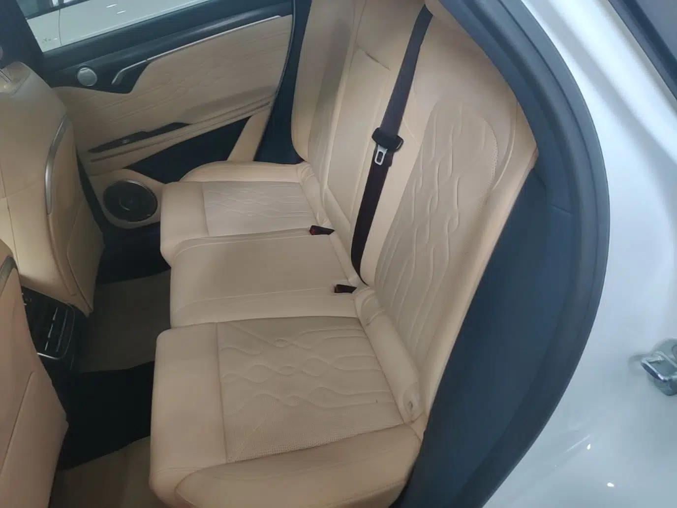 VOYAH FREE 2024 Ultra-Long Range Intelligent Driving Version — миниатюра 25