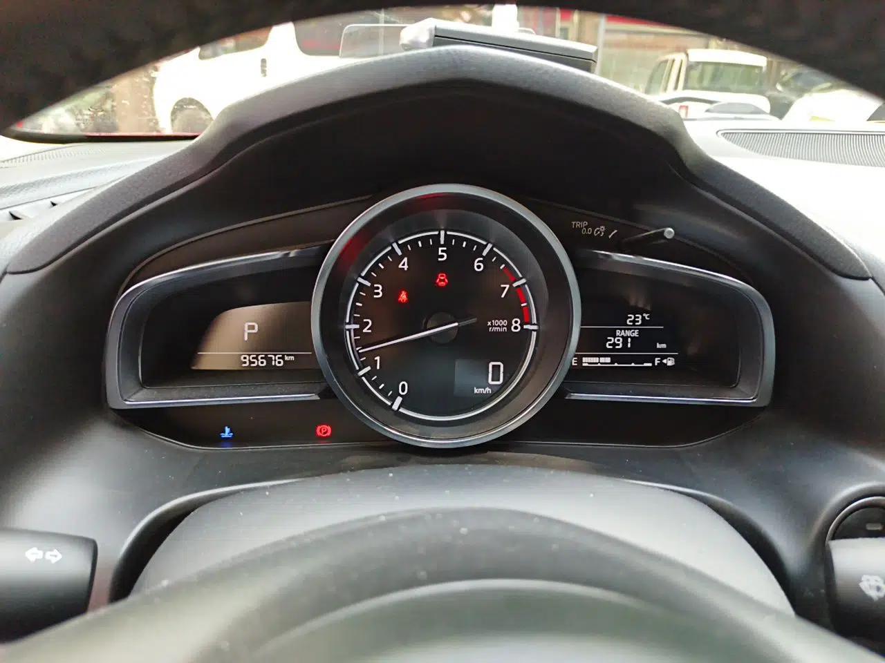 Mazda 3 Axela 2017 Hatchback 2.0L Automatic Sport Model China V Emission Standard — миниатюра 11