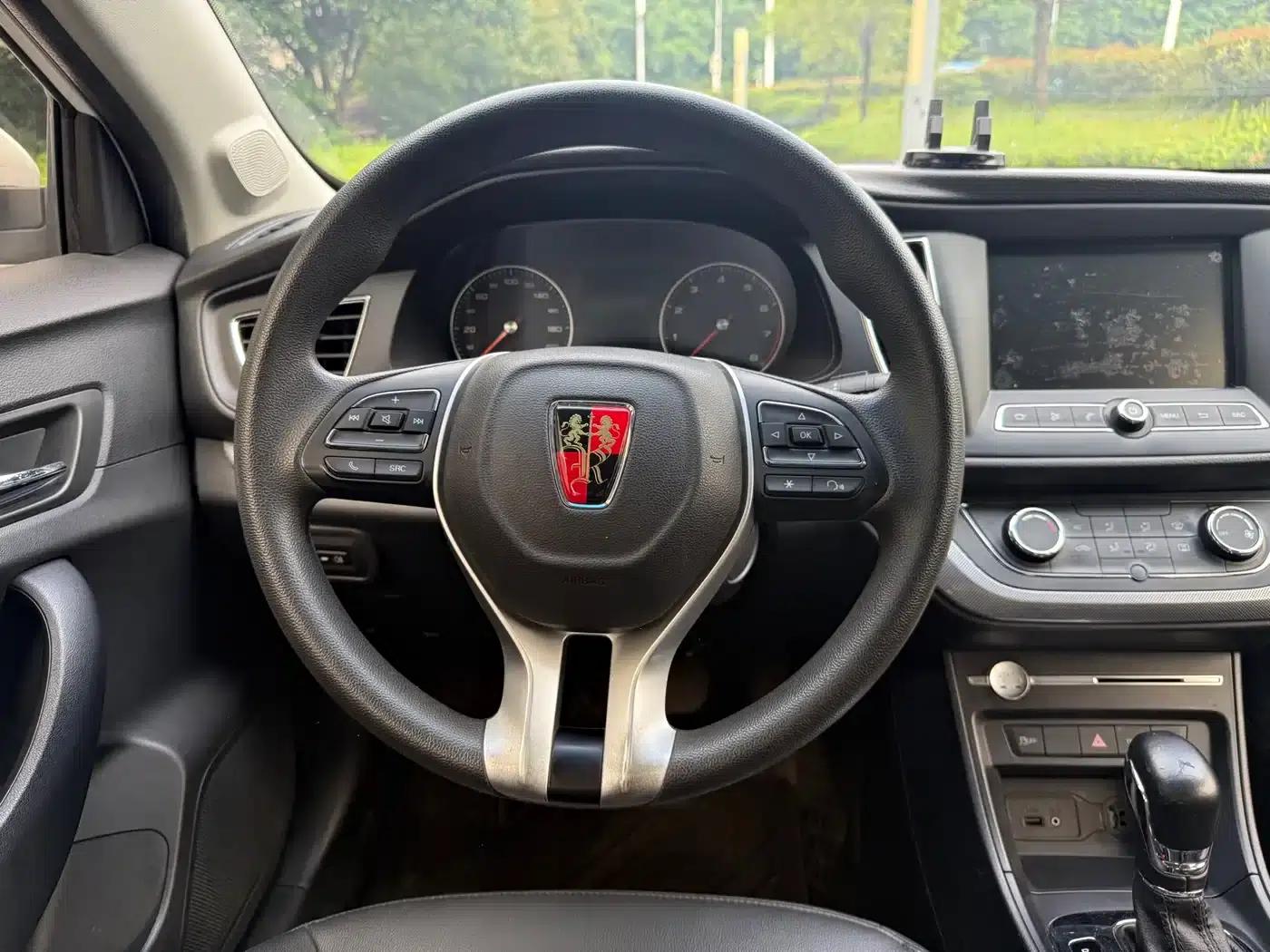 Roewe 360 2018 PLUS 1.5L Automatic Deluxe Edition — миниатюра 10