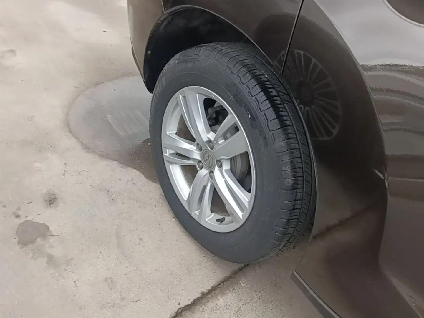 Acura RDX 2013 3.0L Two-Wheel Drive Elite Edition — миниатюра 11