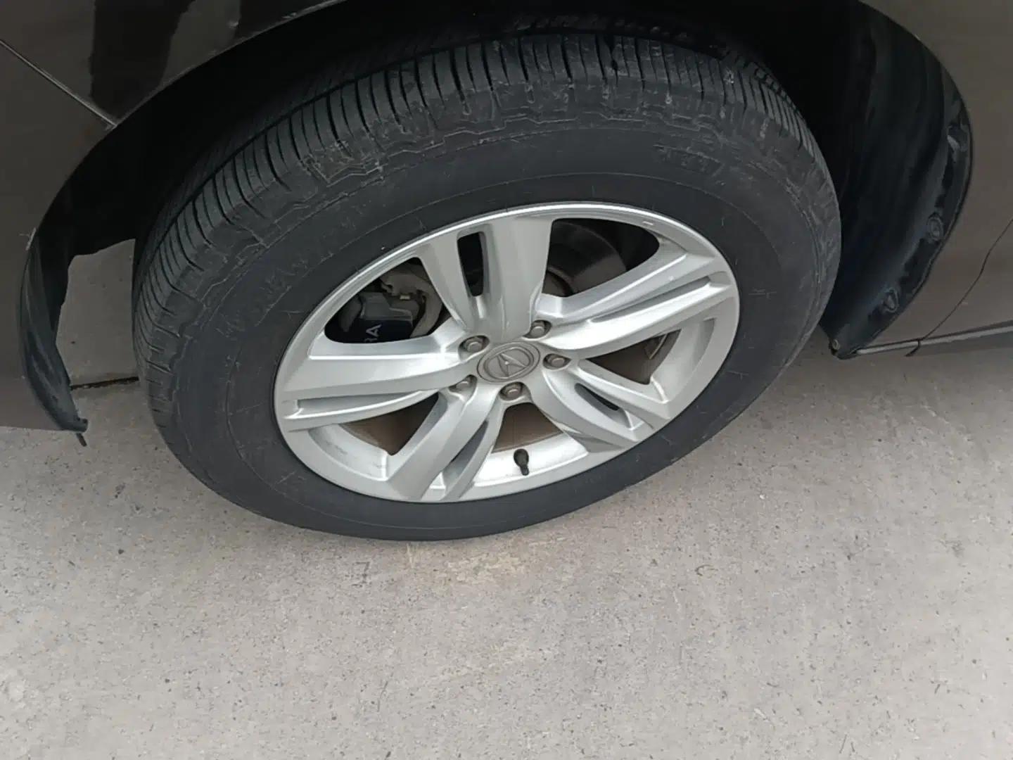 Acura RDX 2013 3.0L Two-Wheel Drive Elite Edition — миниатюра 10