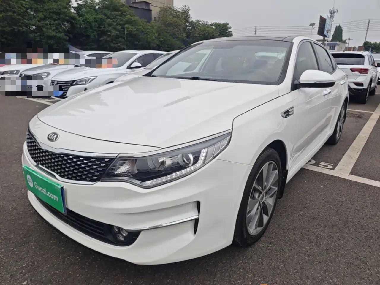 Kia K5 2016 2.0L Automatic LUX — миниатюра 1
