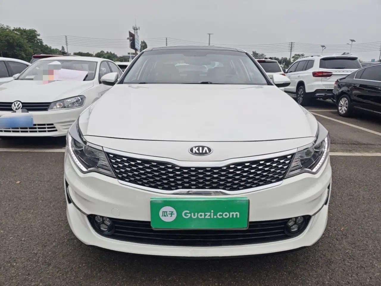 Kia K5 2016 2.0L Automatic LUX — миниатюра 2