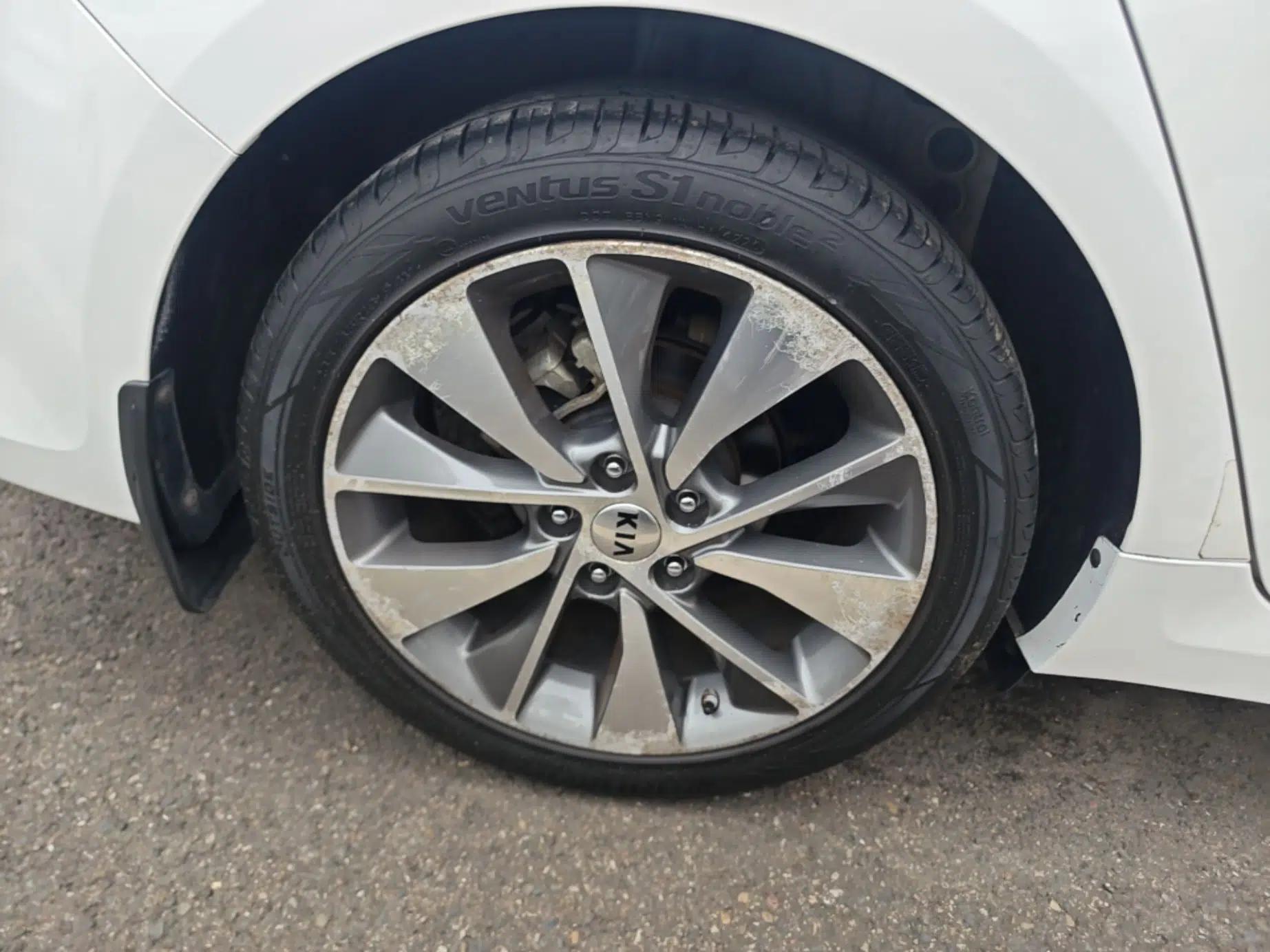 Kia K5 2016 2.0L Automatic LUX — миниатюра 11
