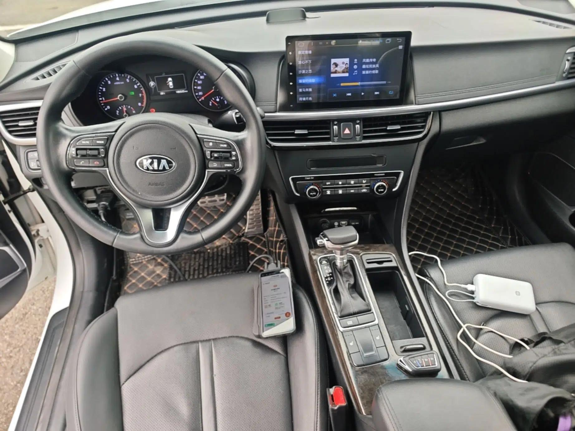 Kia K5 2016 2.0L Automatic LUX — миниатюра 12