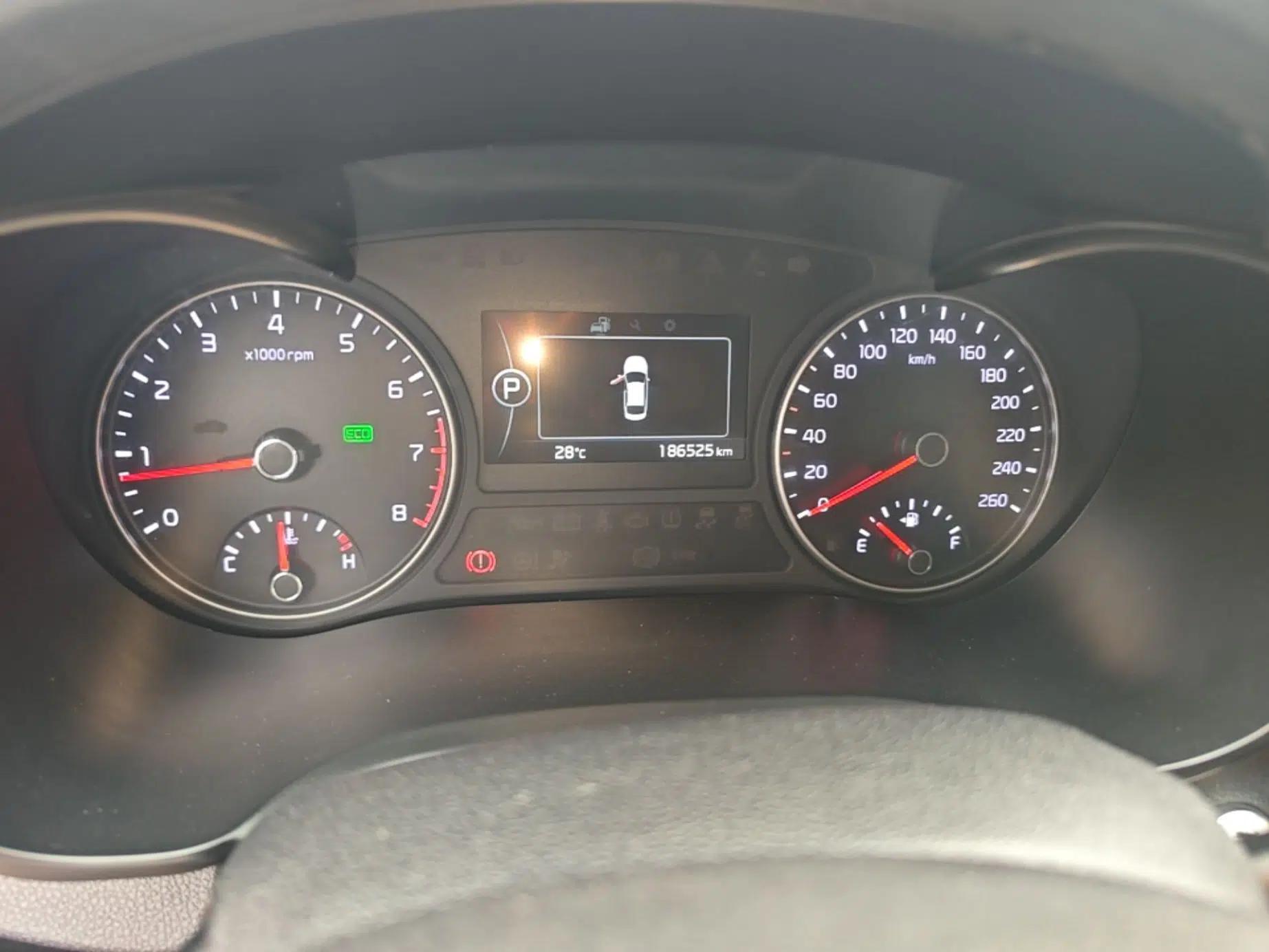 Kia K5 2016 2.0L Automatic LUX — миниатюра 14