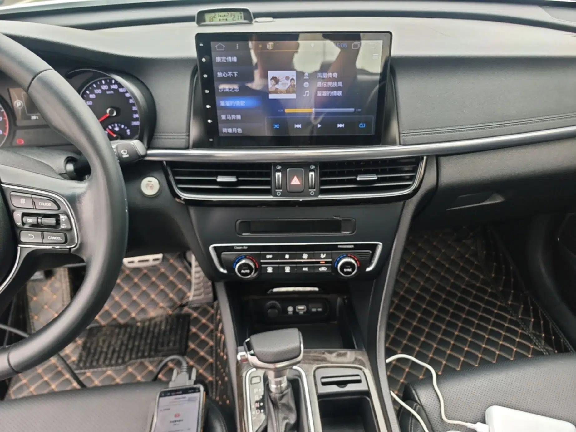 Kia K5 2016 2.0L Automatic LUX — миниатюра 15
