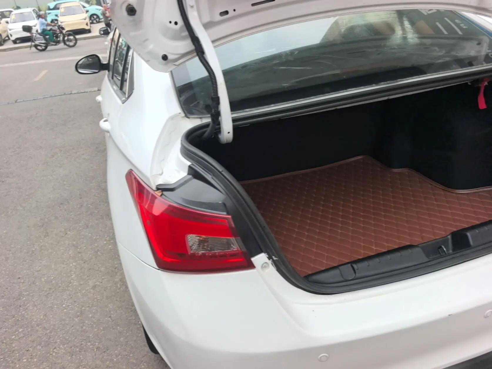 Chery Arrizo 5 2016 1.5L CVT Lingrui Edition — миниатюра 4