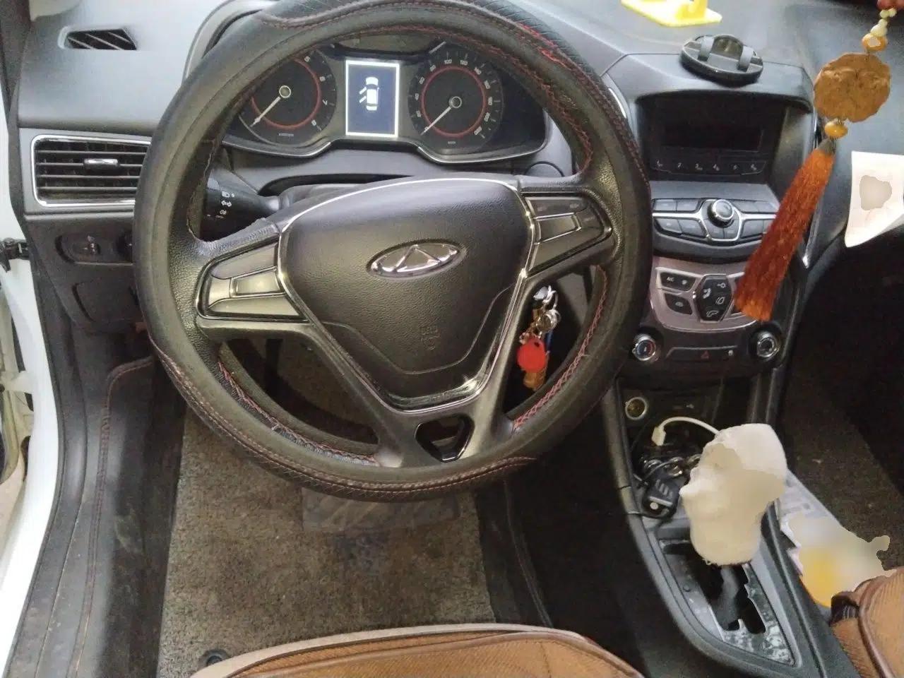 Chery Arrizo 5 2016 1.5L CVT Trendsetting Edition — миниатюра 10