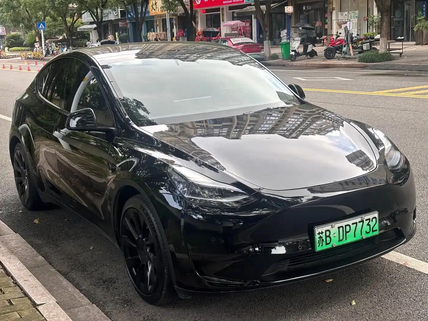 Model Y 2023 Rear-Wheel Drive — миниатюра 3