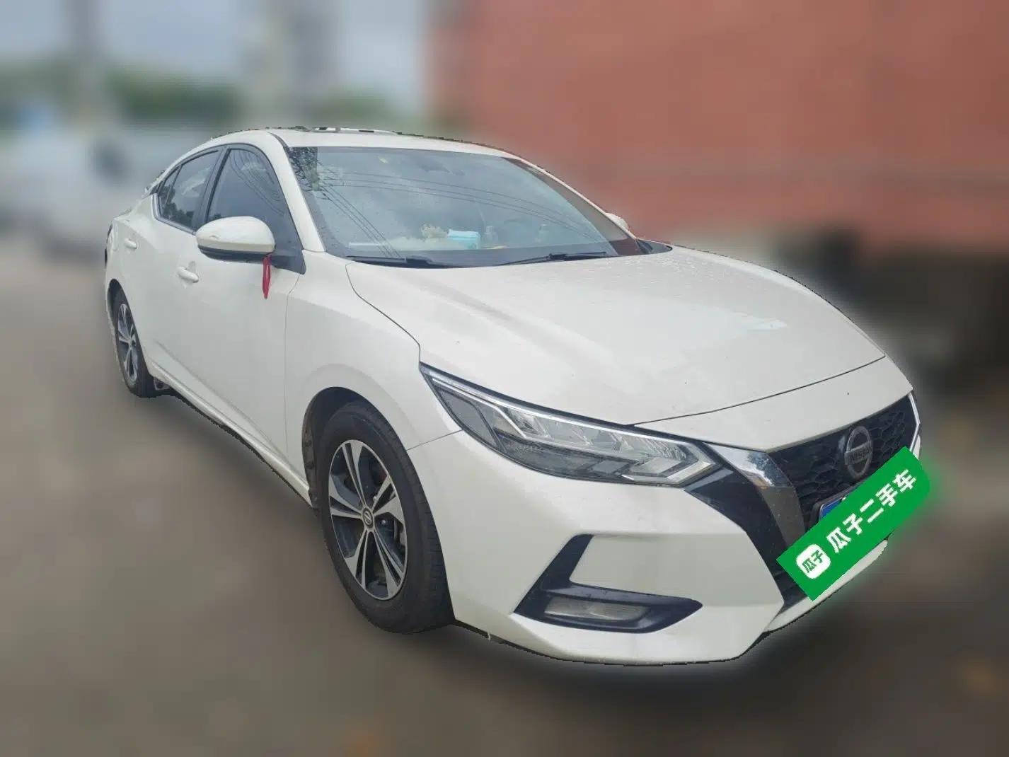Nissan Sylphy 2021 1.6L XL CVT Enjoyment Edition — миниатюра 3