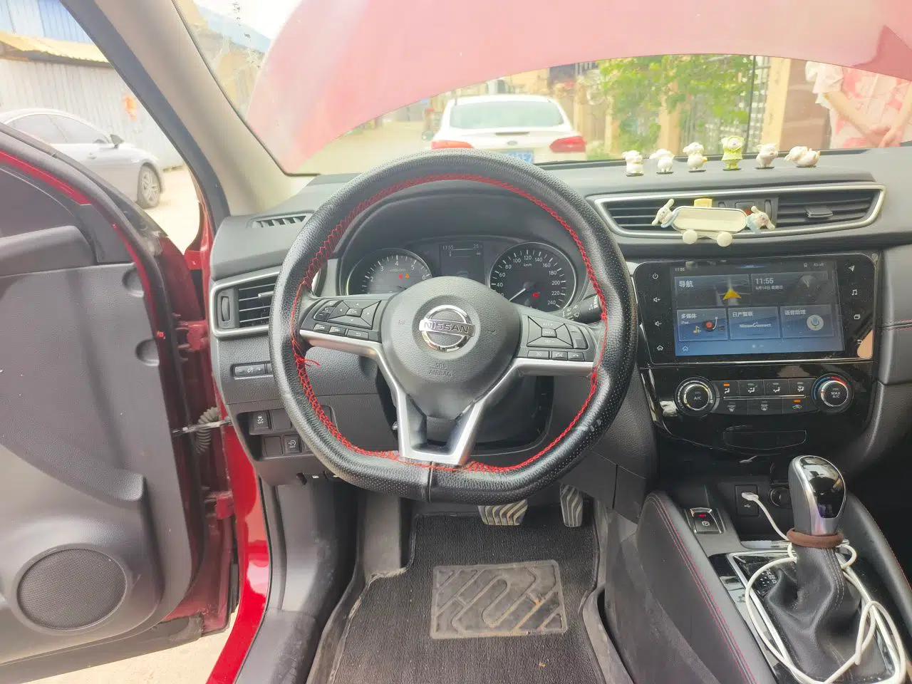 Nissan Qashqai 2019 2.0L CVT Luxury Edition — миниатюра 10