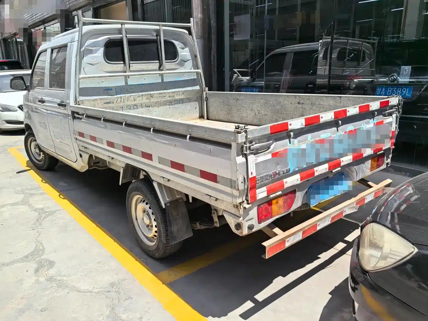 Wuling Rongguang New Card 2019 Model 1.8L Double Cab LJ479QE2 — миниатюра 4
