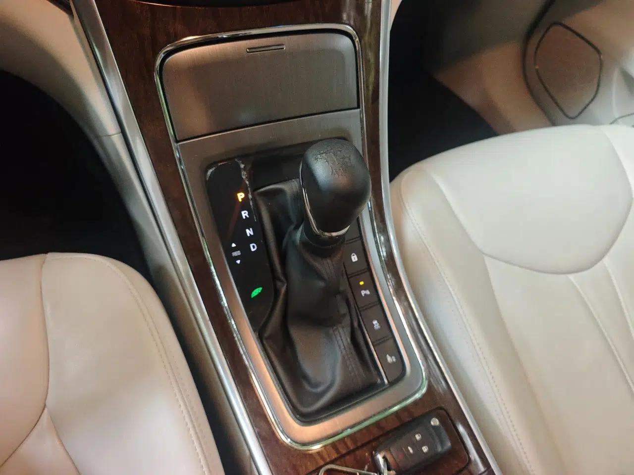 Roewe e950 2016 1.4T Luxury Edition — миниатюра 14