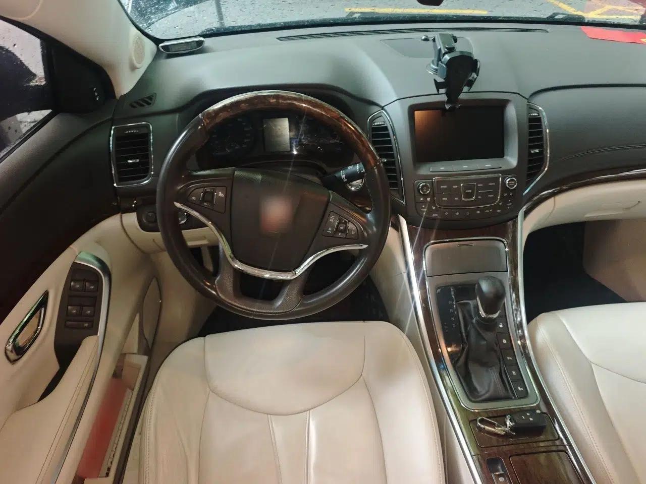 Roewe e950 2016 1.4T Luxury Edition — миниатюра 10