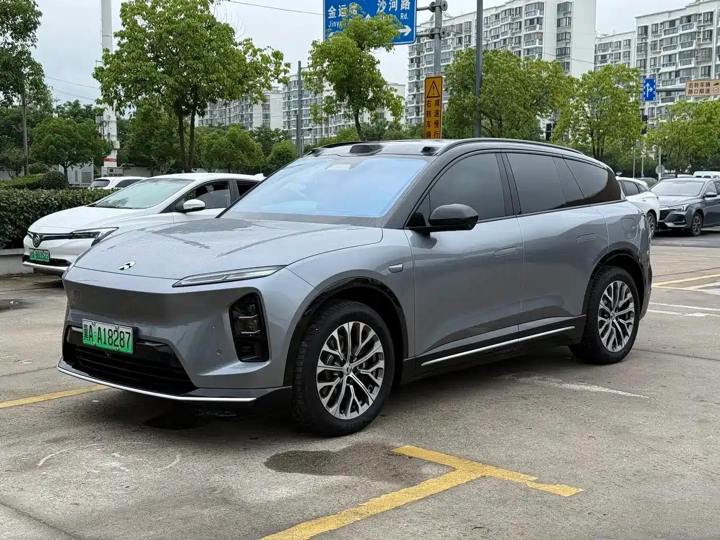 NIO ES6 2025 model 75kWh — миниатюра 1