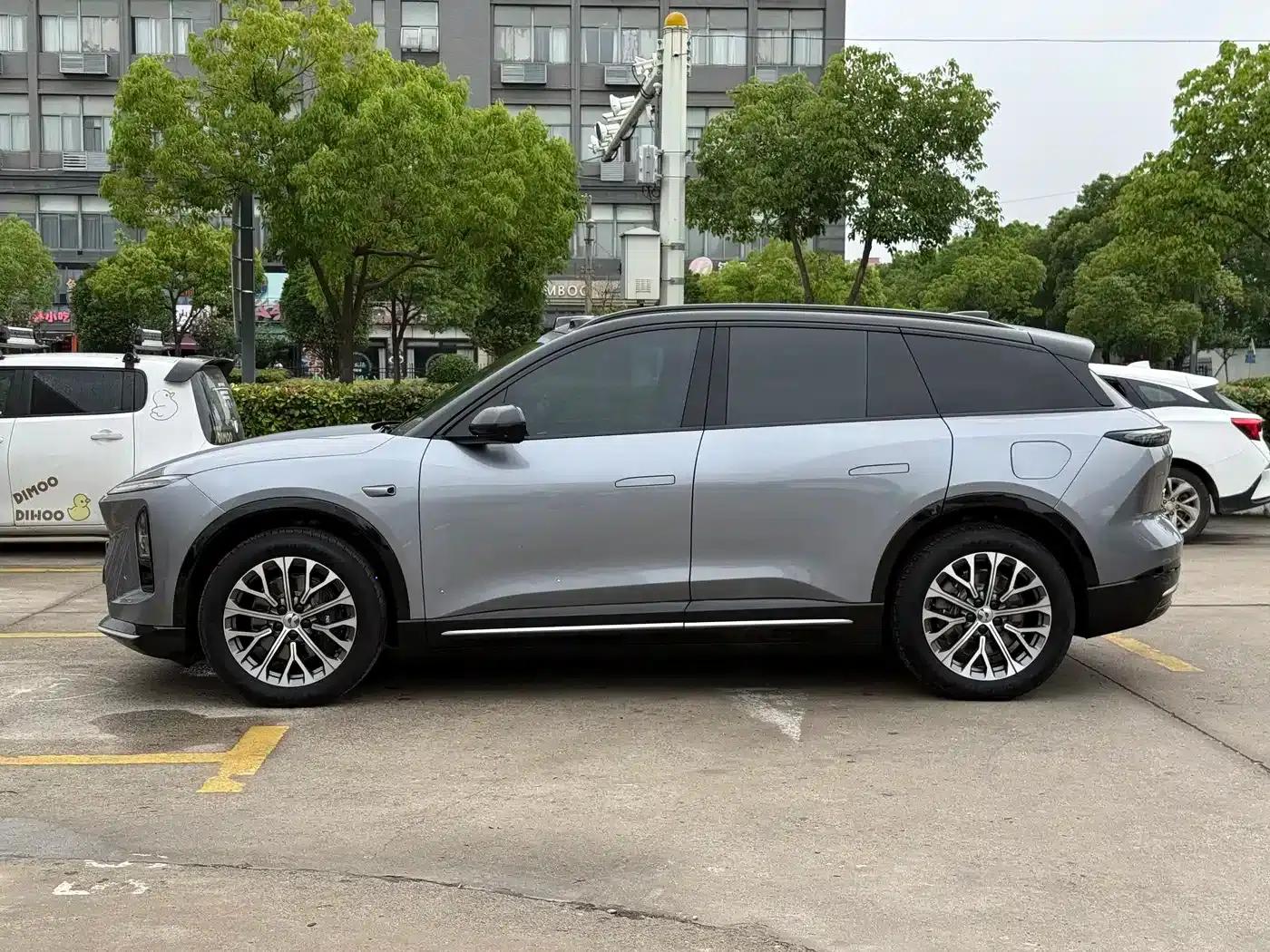 NIO ES6 2025 model 75kWh — миниатюра 3