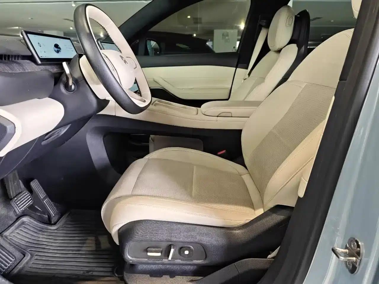 NIO ES6 2023 model 75kWh — миниатюра 6