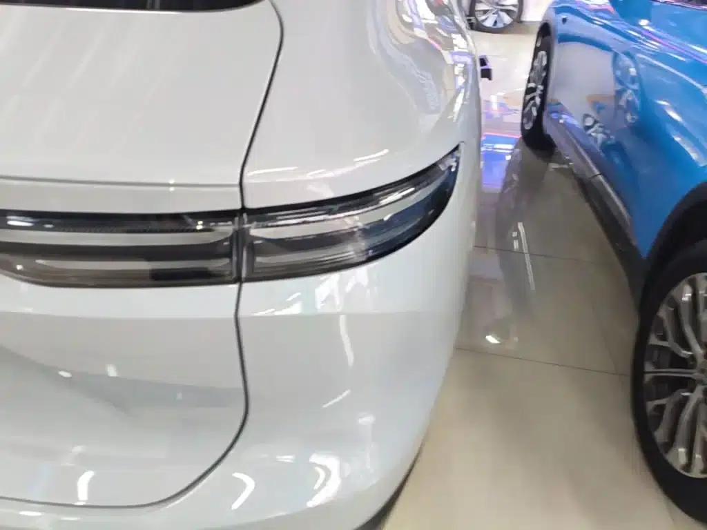 NIO EC7 2024 model 75kWh — миниатюра 8