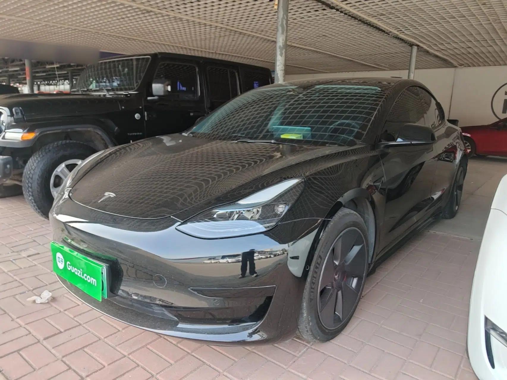 Tesla Model 3 2022 Rear-Wheel-Drive Version — миниатюра 1