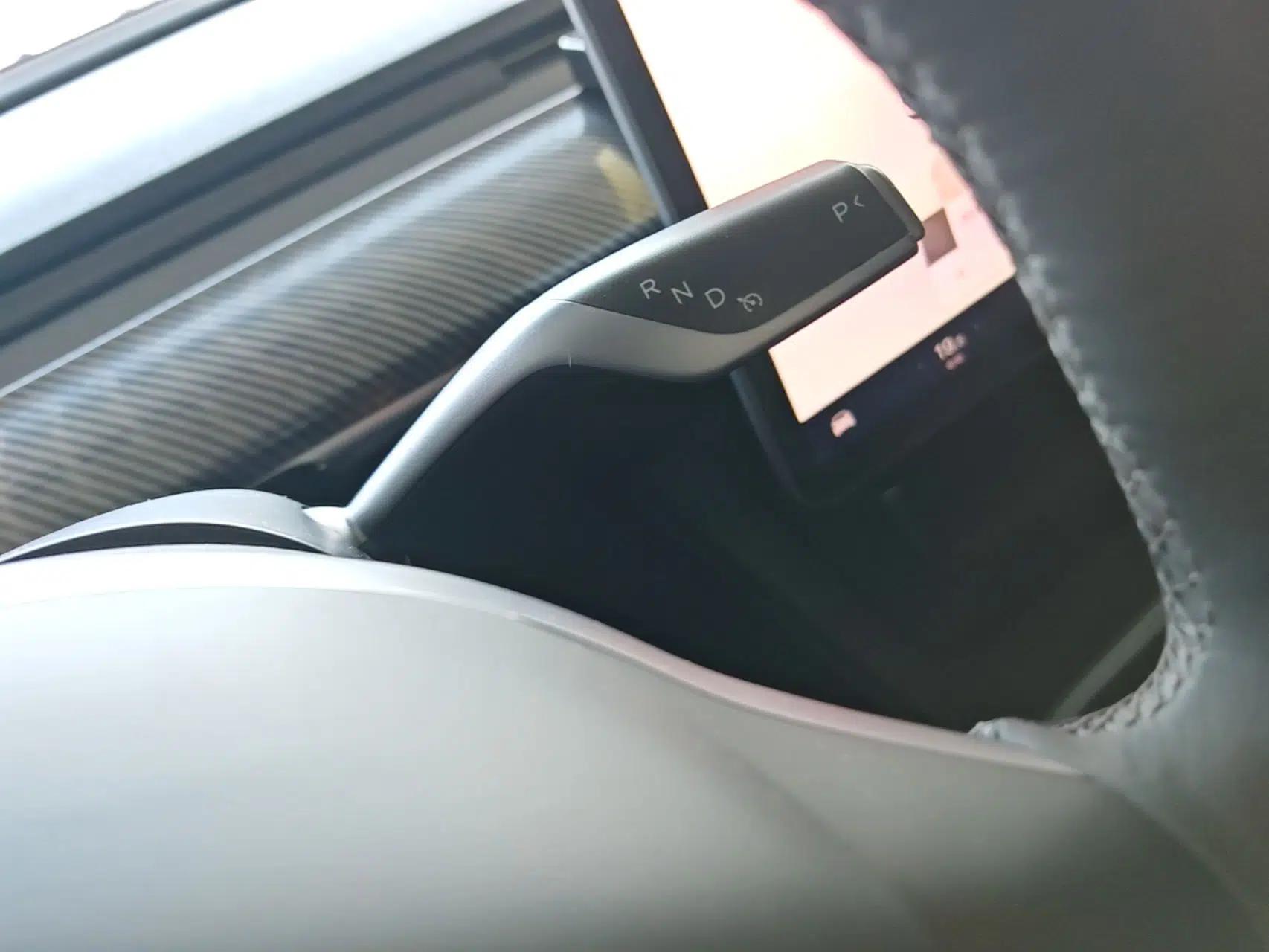 Tesla Model 3 2022 Rear-Wheel-Drive Version — миниатюра 21