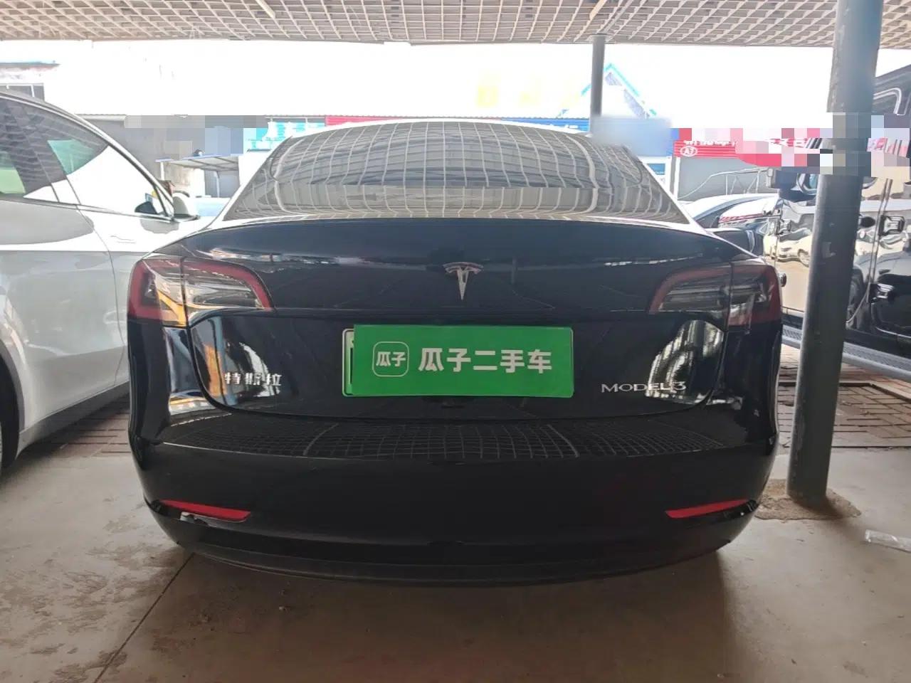 Tesla Model 3 2022 Rear-Wheel-Drive Version — миниатюра 5