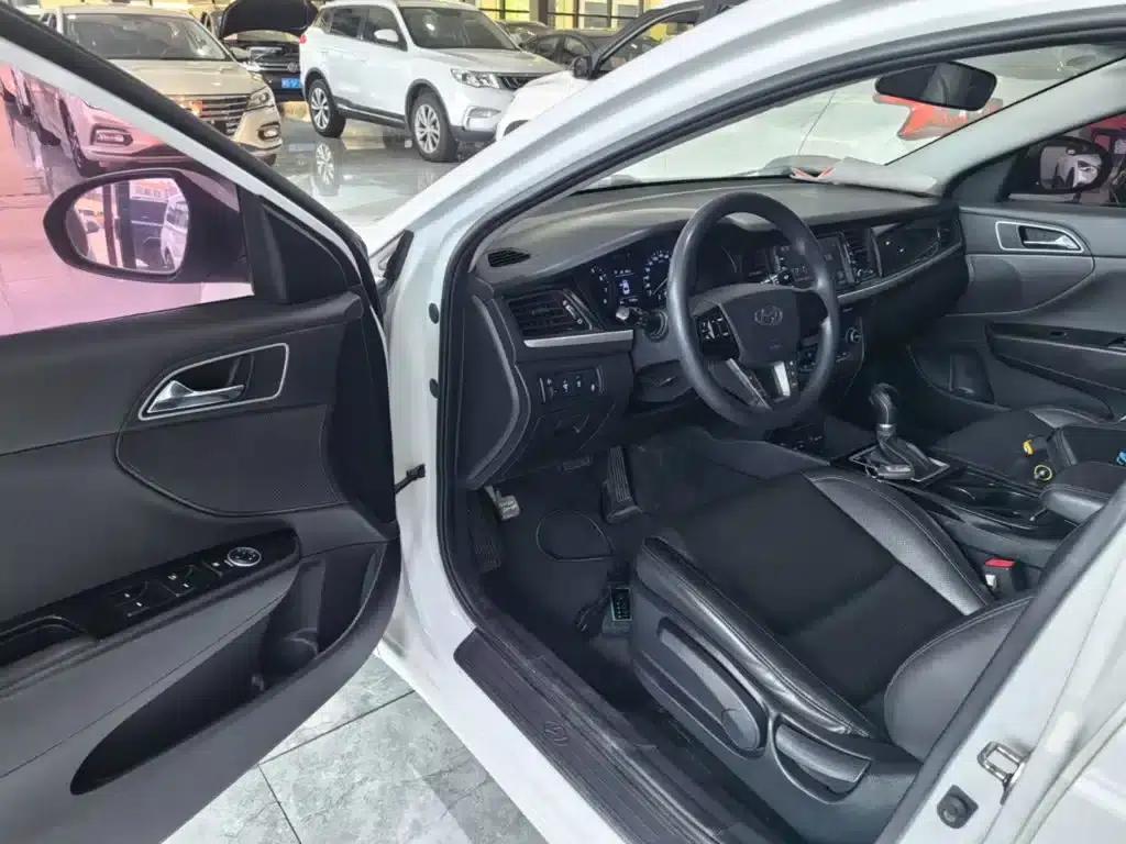 Hyundai Mistra 2017 1.8L Automatic Intelligent GLS (National V Emission Standard) — миниатюра 16