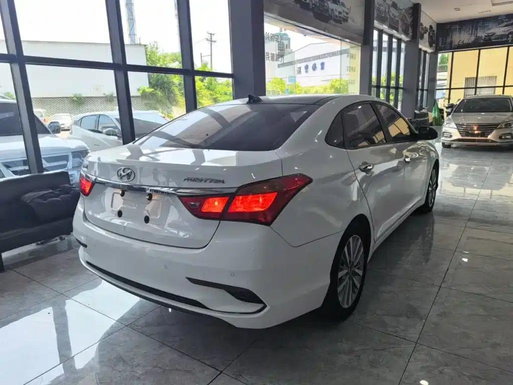 Hyundai Mistra 2017 1.8L Automatic Intelligent GLS (National V Emission Standard) — миниатюра 7