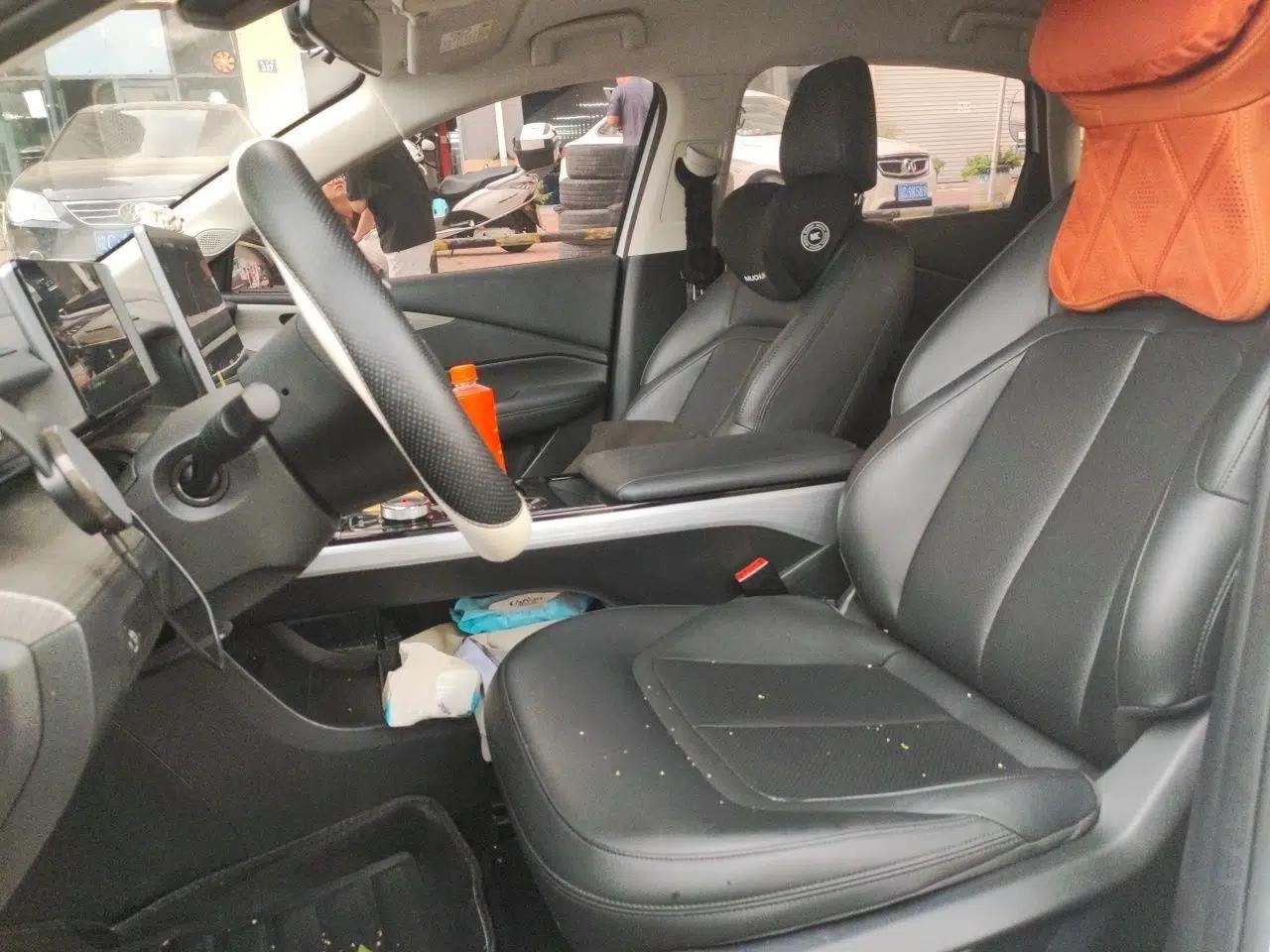Wuling Xingguang 2024 Co-Creation Edition 510 Advanced Model — миниатюра 15