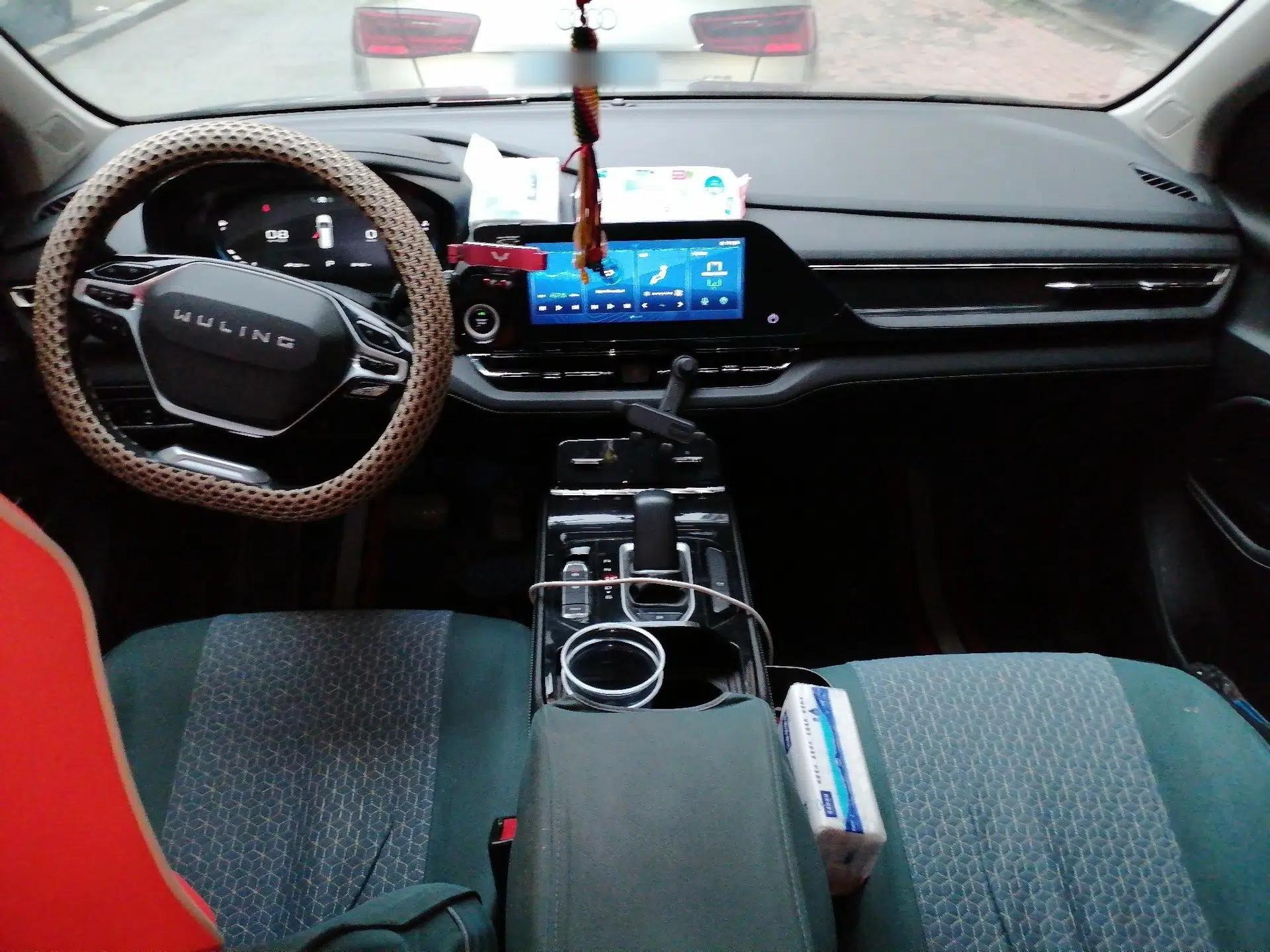 Wuling Victory 2020 1.5T CVT Flagship Edition — миниатюра 9